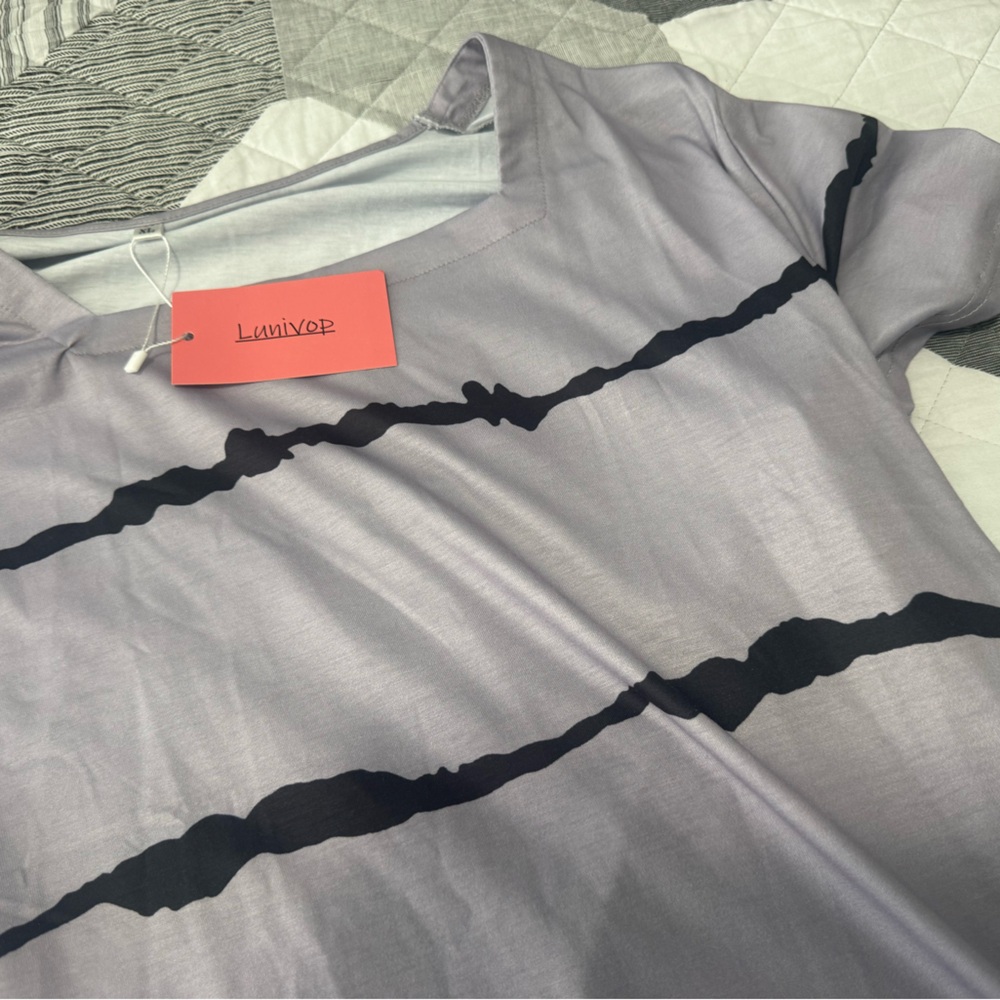 Lavender Short Sleeve Tee with Black Wave Stripes